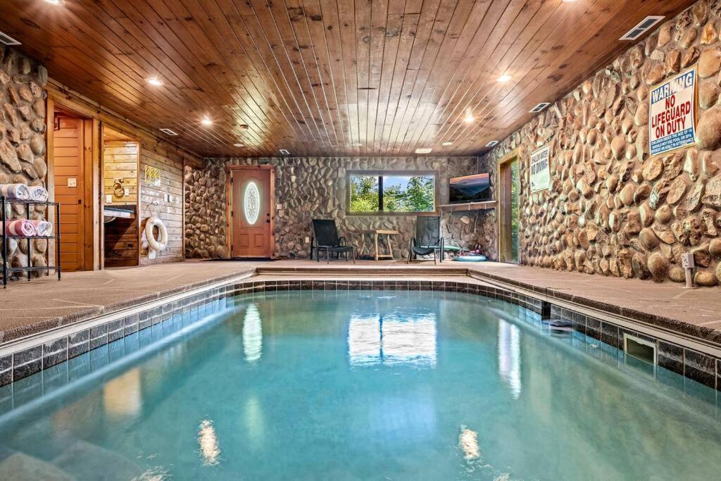 Villa Pvt Pool At The Grotto à Sevierville Extérieur photo